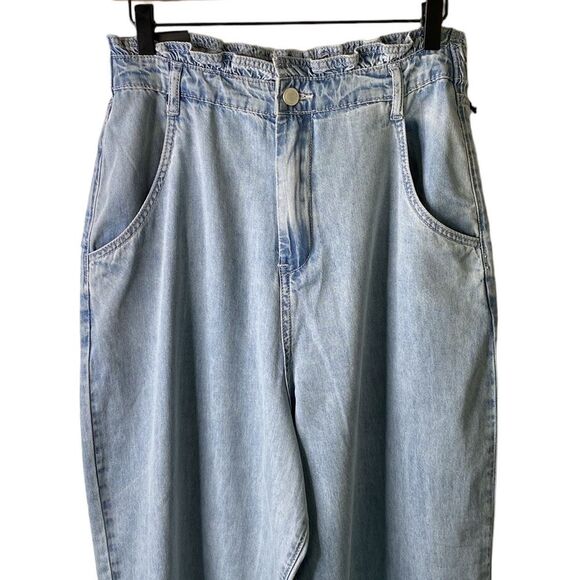 Blank NYC Stand Strong High Rise Paperbag Wide Leg Jean Elastic Waist Cotton - Picture 4 of 16